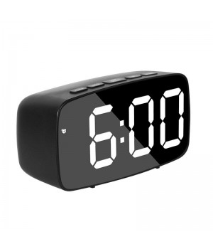 Wholesale Smart Antique Battery USB Operated Digital Alarm Clock Home Decor Portable Mirror Table LED Clock Surface For Makeup